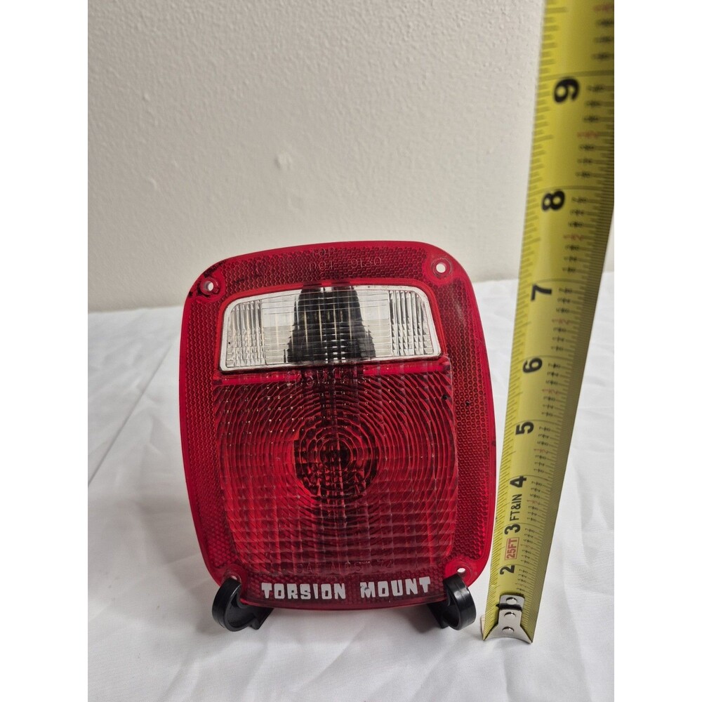 Vintage Grote DOT 9130 Torsion Mount Trailer Tail Light Lens Red Clear...